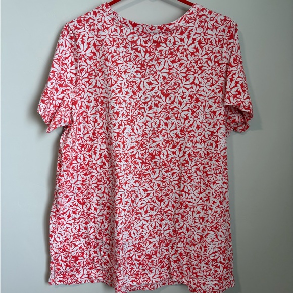 Woman Within Red and White Floral V-Neck Tunic - Picture 2 of 3